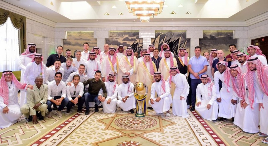 الأمير فيصل بن بندر يستقبل رئيس وأعضاء نادي النصر