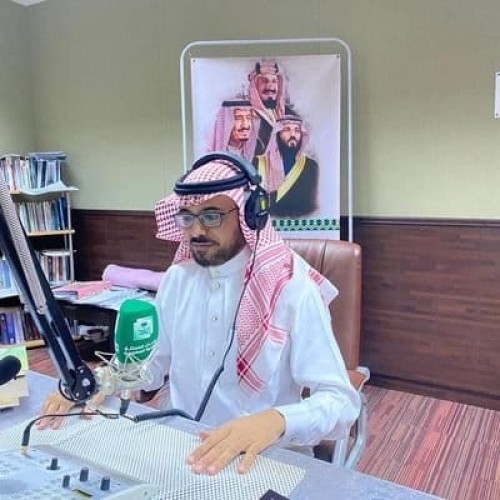 شاعر الحزم… يرسل قصيدته كاالصواعق على من خان الوطن،ونقض الميثاق،ومد يده للعدو..