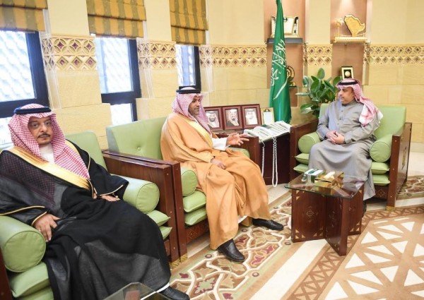 وكيل إمارة منطقة الرياض يستقبل المدير التنفيذي لإمارات المناطق بمركز المعلومات الوطني