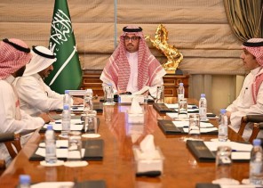 سمو الأمير سعود بن جلوي يرأس اجتماعاً لمناقشة “الدراسات البيئية عن محافظة جدة” سمو الأمير سعود بن جلوي يرأس اجتماعاً لمناقشة “الدراسات البيئية عن محافظة جدة”