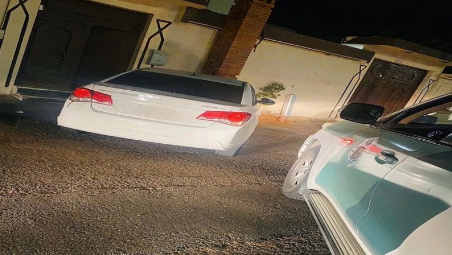 القبض على قائد مركبة قاد سيارته بطريقة متهورة على طريق في “حائل”