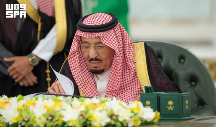 مجلس الوزراء برئاسة خادم الحرمين يشيد بالشراكة السعودية الفرنسية ويقر عددًا من السياسات والقرارات