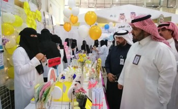 محافظ الداير يدشن فعالية حملة التثقيف الصحي بالأمراض المستوطنة