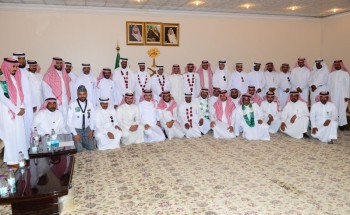 محافظة العلا يستقبل منسوبي التعليم للتهنئة باليوم الوطني ٨٩ محافظة العلا يستقبل منسوبي التعليم للتهنئة باليوم الوطني ٨٩