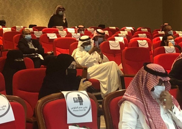 صحة الرياض تقيم ورشة عمل لمعالجة التحديات الصحية عبر الأدوات والمنهجيات الإبداعية صحة الرياض تقيم ورشة عمل لمعالجة التحديات الصحية عبر الأدوات والمنهجيات الإبداعية