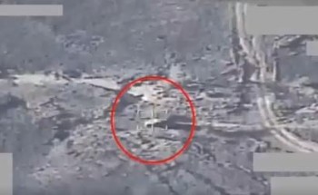 بالفيديو: التحالف يستهدف أوكار الحوثيين في نهم بالطائرات بالفيديو: التحالف يستهدف أوكار الحوثيين في نهم بالطائرات