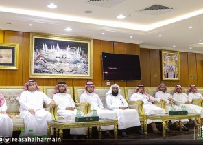 الدكتور عبدالرحمن السديس يدشن مبادرة “بآبائكم نعتز” الدكتور عبدالرحمن السديس يدشن مبادرة “بآبائكم نعتز”