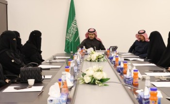 الحسني يلتقي مع جمعية ملكات النحل التعاونية لتربية النحل بالمنطقة ( تحت التأسيس )