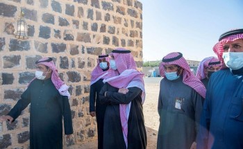 ضمن مشروع “محمد بن سلمان لتطوير المساجد التاريخية” .. الأمير فيصل بن نواف يقف على مسجد الحديثة التاريخي بعد ترميمه وتأهيله ضمن مشروع “محمد بن سلمان لتطوير المساجد التاريخية” .. الأمير فيصل بن نواف يقف على مسجد الحديثة التاريخي بعد ترميمه وتأهيله