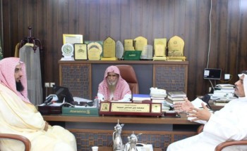 مفوض الإفتاء بمنطقة جازان يستقبل مدير عام فرع الرئاسة العامة لهيئة الأمر بالمعروف والنهي عن المنكر بالمنطقة