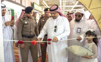 الريثي يدشن معرض اليوم العالمي للدفاع المدني بأحد المسارحة
