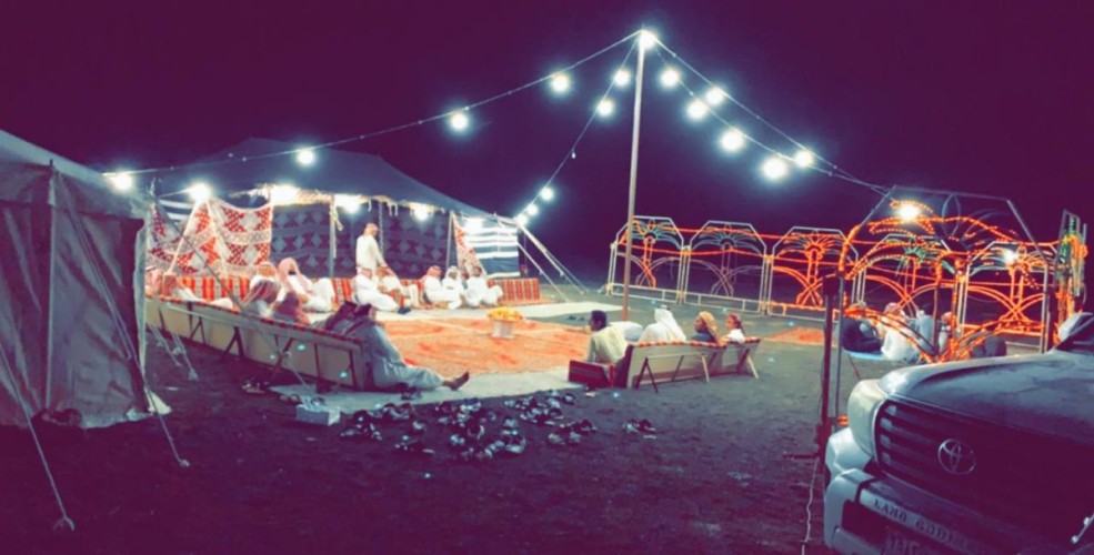 حضور مميز لديوان الشيخ سلوم بن محمد بن خلف في مهرجان الجبل الأبيض