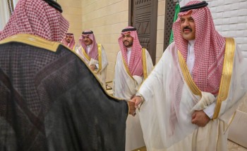 أمير منطقة حائل يستقبل المهنئين بعيد الأضحى أمير منطقة حائل يستقبل المهنئين بعيد الأضحى