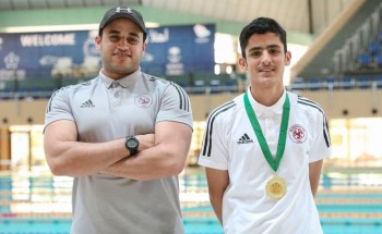 السباح داوود الرشيدي يحصد الميدالية الذهبية والمركز الأول في سباق 50 متر حر ببطولة المنطقة الوسطى للسباحة