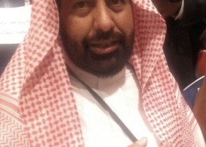 الشيخ “عزيز محسن ابن شويلع” يرفع التهاني للأمير عبدالعزيز بن سعد بن عبدالعزيز بمناسبة صدور الأمر الملكي بالتمديد له أميراً لمنطقة حائل 4 أعوام