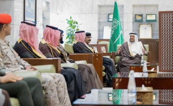 سمو الأمير محمد بن عبدالرحمن يستقبل رئيس وأعضاء اللجنة الأمنية بمنطقة الرياض سمو الأمير محمد بن عبدالرحمن يستقبل رئيس وأعضاء اللجنة الأمنية بمنطقة الرياض