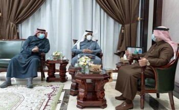 أمين الجوف يلتقي بمدير فرع عقارات الدولة في مكتبه أمين الجوف يلتقي بمدير فرع عقارات الدولة في مكتبه