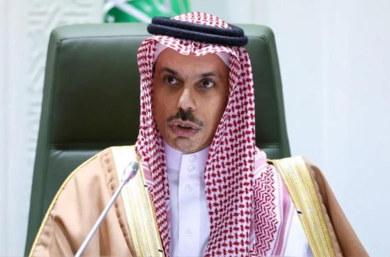 سمو وزير الخارجية يعلق على أزمة تصريحات شربل وهبه: تصريحاته عنصرية وعلى لبنان إنقاذ نفسه