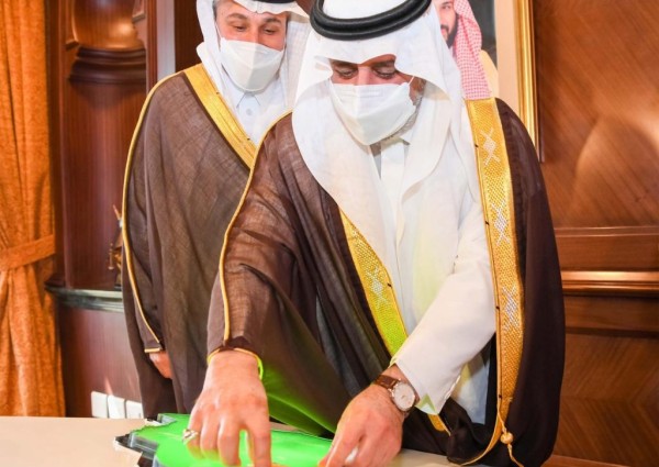 أمير منطقة تبوك يدشن مشروعات جديدة للنقل بالمنطقة أمير منطقة تبوك يدشن مشروعات جديدة للنقل بالمنطقة