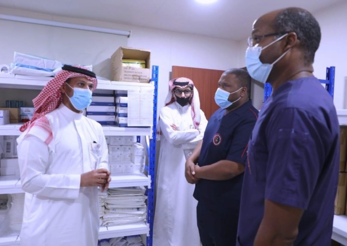 رئيس هيئة الهلال الأحمر في زيارة وجولة تفقدية للمراكز الإسعافية في مكة