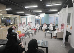 مجتمع العلاقات العامة يقيم احتفالية بمناسبة تخرج نخبة متميزة من مختلف الجامعات مجتمع العلاقات العامة يقيم احتفالية بمناسبة تخرج نخبة متميزة من مختلف الجامعات