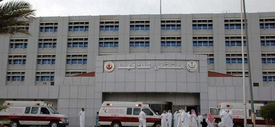 إستخراج طقم أسنان من بطن مريض بالمدينة