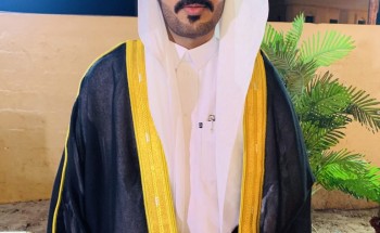 الشيخ قعيد بن قعبوب يحتفل بزواج أبنه الشاب “مختار” في منزله بديوانه الخاص بقرية البحرة وسط حضور عائلي الشيخ قعيد بن قعبوب يحتفل بزواج أبنه الشاب “مختار” في منزله بديوانه الخاص بقرية البحرة وسط حضور عائلي