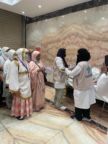 تجمع مكة الصحي يقيس الاحتياج الصحي لأكثر من نصف مليون حاج ميدانياً