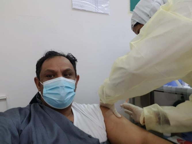 رئيس بلدي بني حسن ينصح المواطنين للتسجيل لتلقي لقاح كورونا