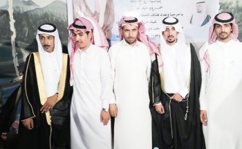 احتفال الأستاذ عبدالله الشويلعي . بزواج ابنائة عبد العزيز وحمزة احتفال الأستاذ عبدالله الشويلعي . بزواج ابنائة عبد العزيز وحمزة