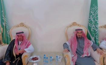 سمو الأمير “عبدالله بن منصور ابن جلوي” يقدم واجب العزاء للشيخ فهد بن عبيد بن براك” في وفاة ابنه الدكتور نايف سمو الأمير “عبدالله بن منصور ابن جلوي” يقدم واجب العزاء للشيخ فهد بن عبيد بن براك” في وفاة ابنه الدكتور نايف