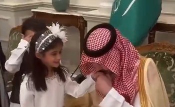 “بلمسة أبوية”.. شاهد: الأمير سلمان بن سلطان يشارك أبناءه الأيتام الإفطار الرمضاني “بلمسة أبوية”.. شاهد: الأمير سلمان بن سلطان يشارك أبناءه الأيتام الإفطار الرمضاني