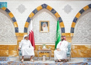 ولي العهد وأمير دولة قطر يبحثان تداعيات التصعيد العسكري في المنطقة