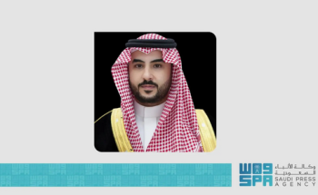 وزير الدفاع الأمير خالد بن سلمان يصل العاصمة الإيرانية “طهران”.. والكشف عن سبب الزيارة