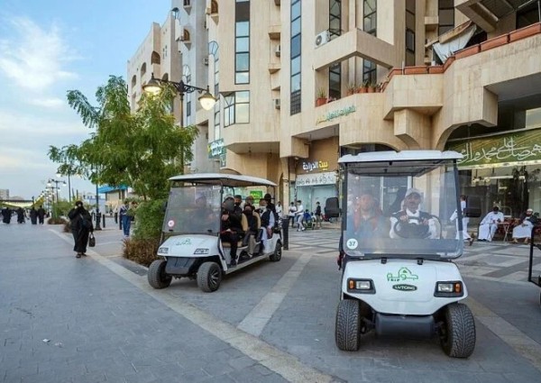 أمانة المدينة المنورة تطلق المرحلة التجريبية لخدمة النقل الترددي بين المسجد النبوي الشريف ومسجد قباء أمانة المدينة المنورة تطلق المرحلة التجريبية لخدمة النقل الترددي بين المسجد النبوي الشريف ومسجد قباء