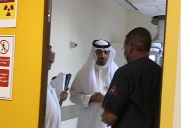 بالصور… جولة مفاجئة لمدير صحة الطائف تحيل 11 موظفاً بمستشفى أم الدوم للتحقيق بالصور… جولة مفاجئة لمدير صحة الطائف تحيل 11 موظفاً بمستشفى أم الدوم للتحقيق