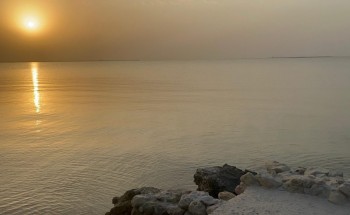«الجبيل الصناعية».. حملات تنظيف وتطوير مستمر تجعل شواطئها وجهة صيفية لا مثيل لها «الجبيل الصناعية».. حملات تنظيف وتطوير مستمر تجعل شواطئها وجهة صيفية لا مثيل لها