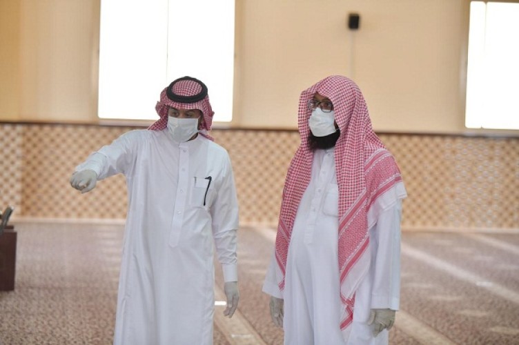 مدير فرع الشؤون الإسلامية بالباحة يتفقد الإجراءات الاحترازية بجامع الملك فهد