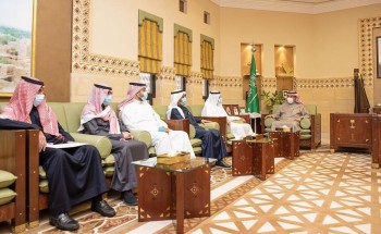 وكيل إمارة منطقة الرياض يستقبل رئيس مجلس أمناء جامعة رياض العلم وكيل إمارة منطقة الرياض يستقبل رئيس مجلس أمناء جامعة رياض العلم