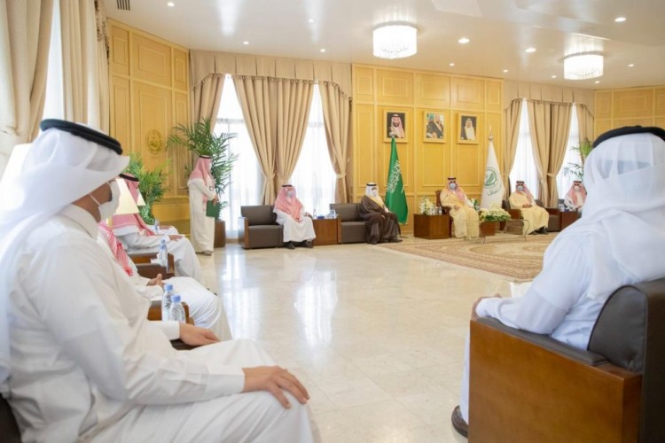 سمو أمير حائل يستقبل وكلاء ومديري العموم في الإمارة