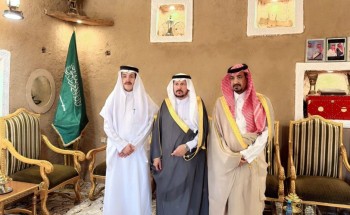 دعم للموروث الثقافي.. رجل الأعمال سعود القلادي يزور ديوان خلف بن جابر التراثي بالحائط ويدعم جهوده في حفظ التراث