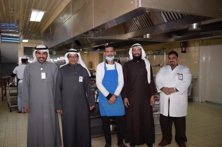 قسم التغذية بمركز التأهيل الشامل بيريدة يحقق شهادة الأيزو