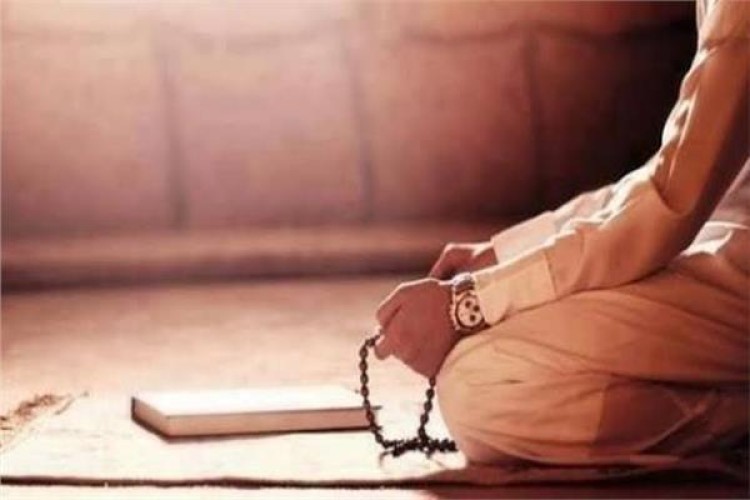 الشيخ “السليمان” يفتي بجواز صلاة العيد في المنزل هذا العام ويوضح أحكامها