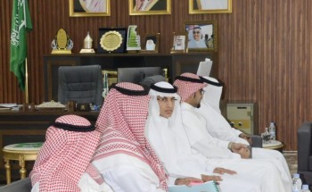 محافظ بيش يستقبل أمين منطقة جازان لمناقشة التطورات والمستجدات البلدية محافظ بيش يستقبل أمين منطقة جازان لمناقشة التطورات والمستجدات البلدية