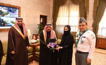 سمو أمير الرياض يتسلم تقرير إدارة التدريب التقني والمهني بالمنطقة ويدشن أول فرقة كشفية نسائية سمو أمير الرياض يتسلم تقرير إدارة التدريب التقني والمهني بالمنطقة ويدشن أول فرقة كشفية نسائية