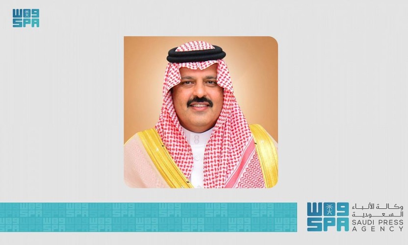 سمو أمير منطقة حائل وسمو نائبه يعزيان أسرة الرشيد
