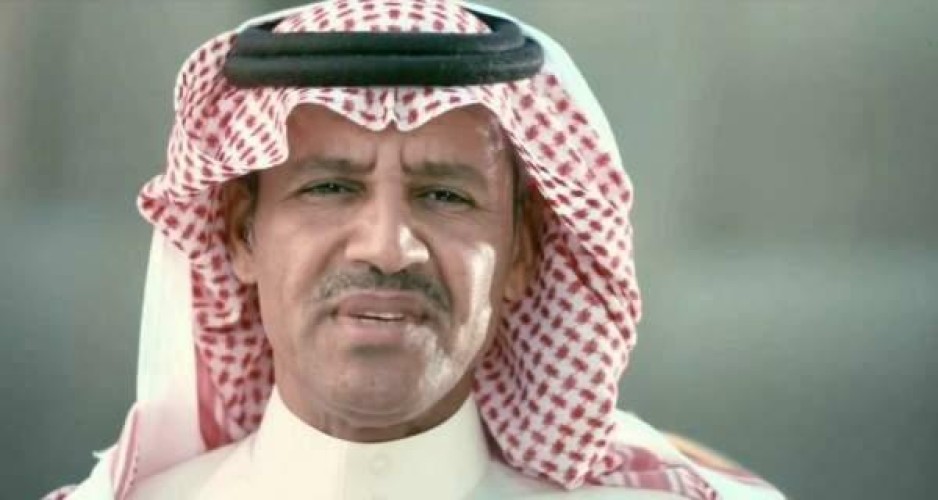 الفنان خالد عبد الرحمن يغادر المستشفى بعد تحسن حالته الصحية
