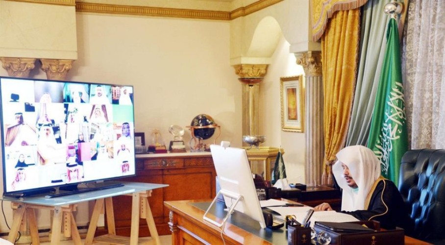 الشورى يناقش استثناء العسكريين المشاركين في الحرب من إيقاف الخدمات والمنع من السفر والحبس