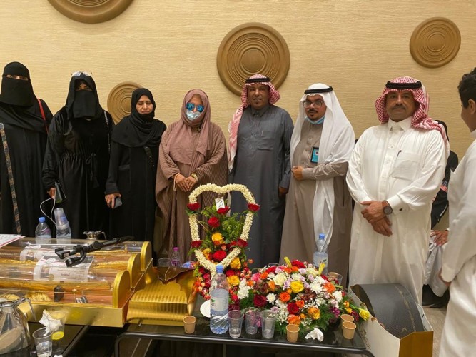 سفيرة النوايا الحسنة الاستاذة بشري السيد  تُكَرّم من قِبَلِ اصدقائها وزملائها