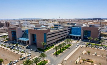 نجاح عملية معقدة لطفل عمره أسبوع في مستشفى النساء والولادة والأطفال في المدينة المنورة نجاح عملية معقدة لطفل عمره أسبوع في مستشفى النساء والولادة والأطفال في المدينة المنورة